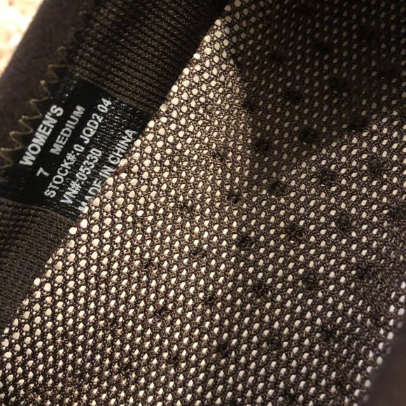 LL Bean Sz 7 Med Brown Slip On Shoes Active Wear - Picture 3 of 8